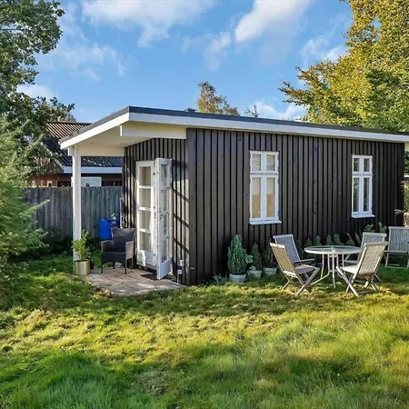 18002-holbaek-baekkehusvej-37 Hébergement de vacances *
