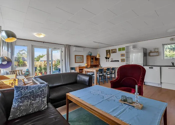 18002-holbaek-baekkehusvej-37 * Holbæk